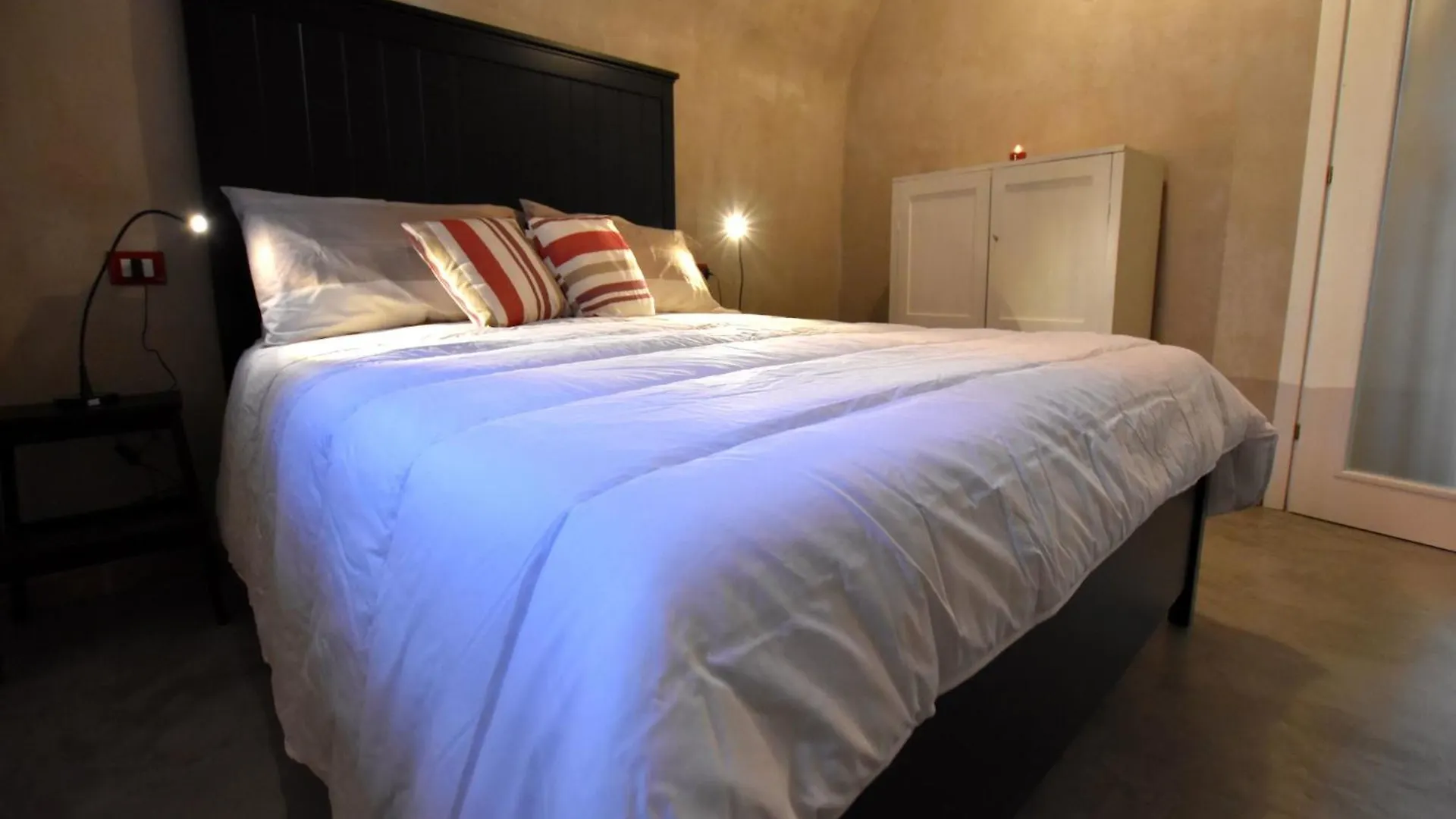 プロヴァーリオ・ディゼーオ Farmstead Mansion Perfect For Relaxing, Cleaning Includedヴィラ